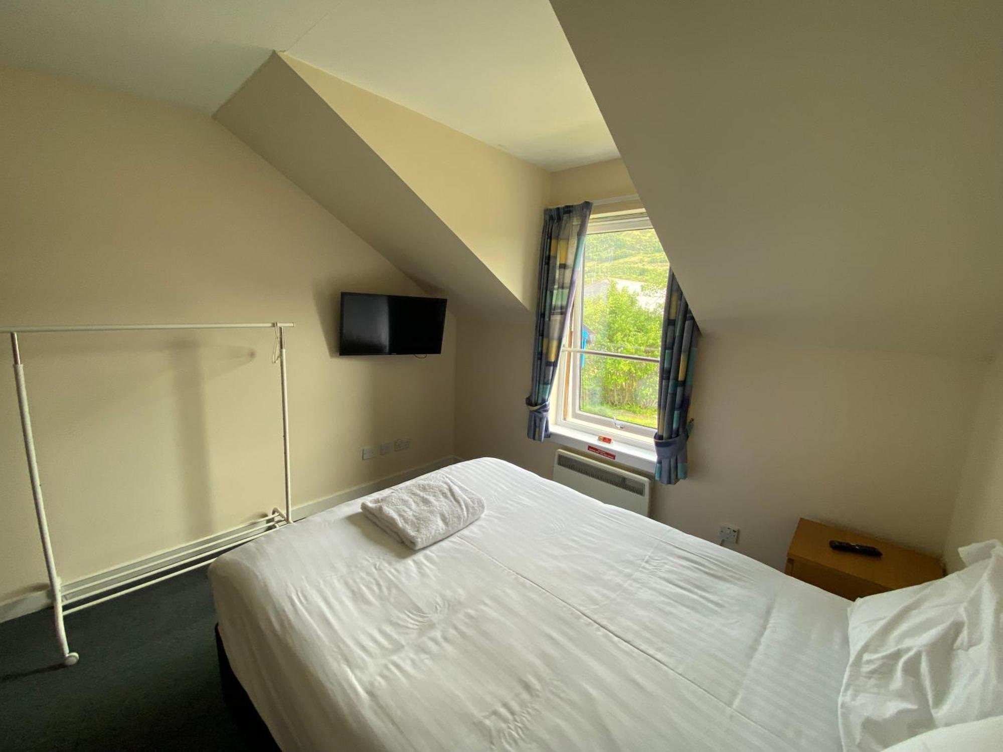 Waterfront Lodge - Accommodation Only Fort William Habitación foto