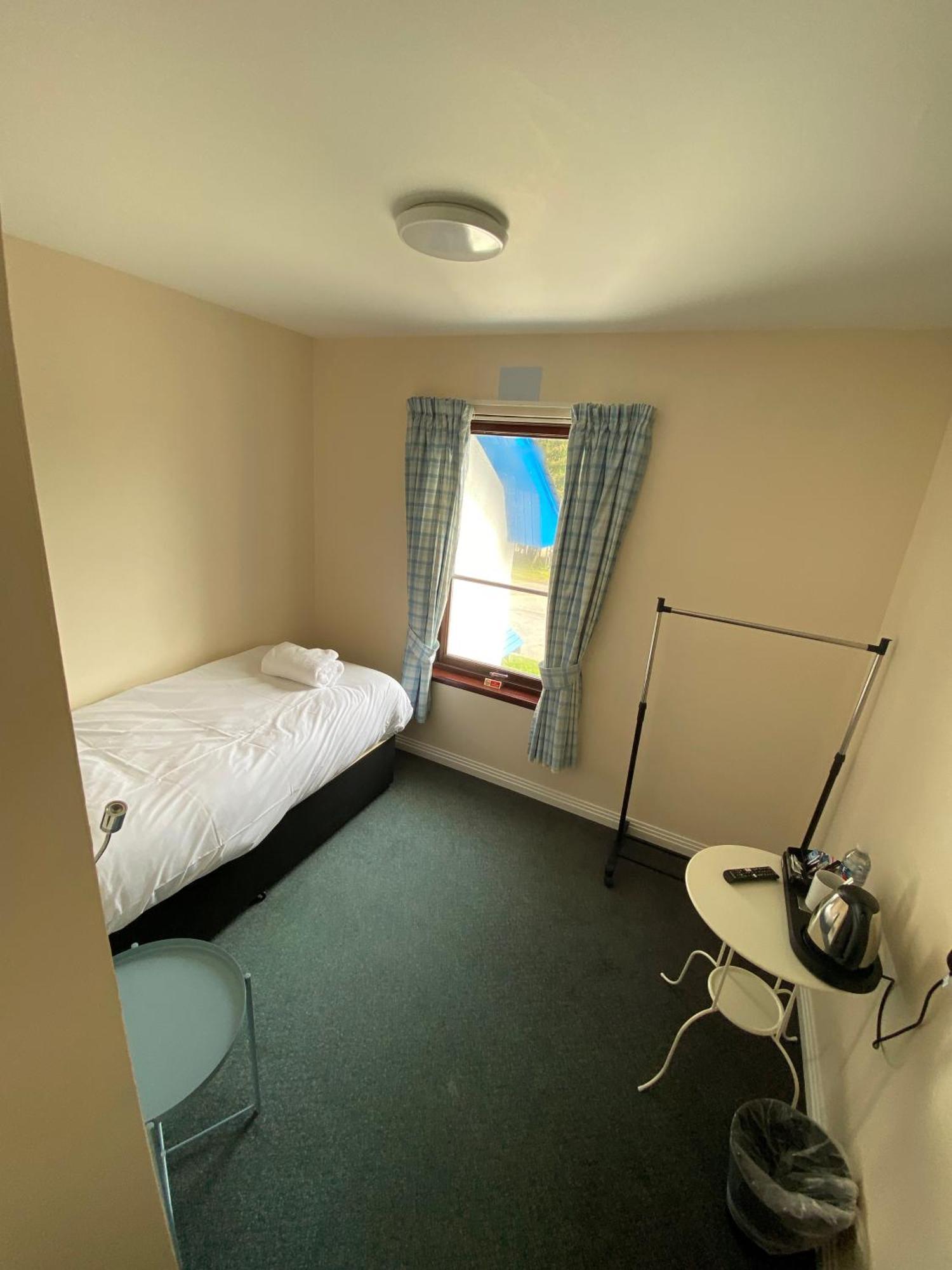 Waterfront Lodge - Accommodation Only Fort William Habitación foto