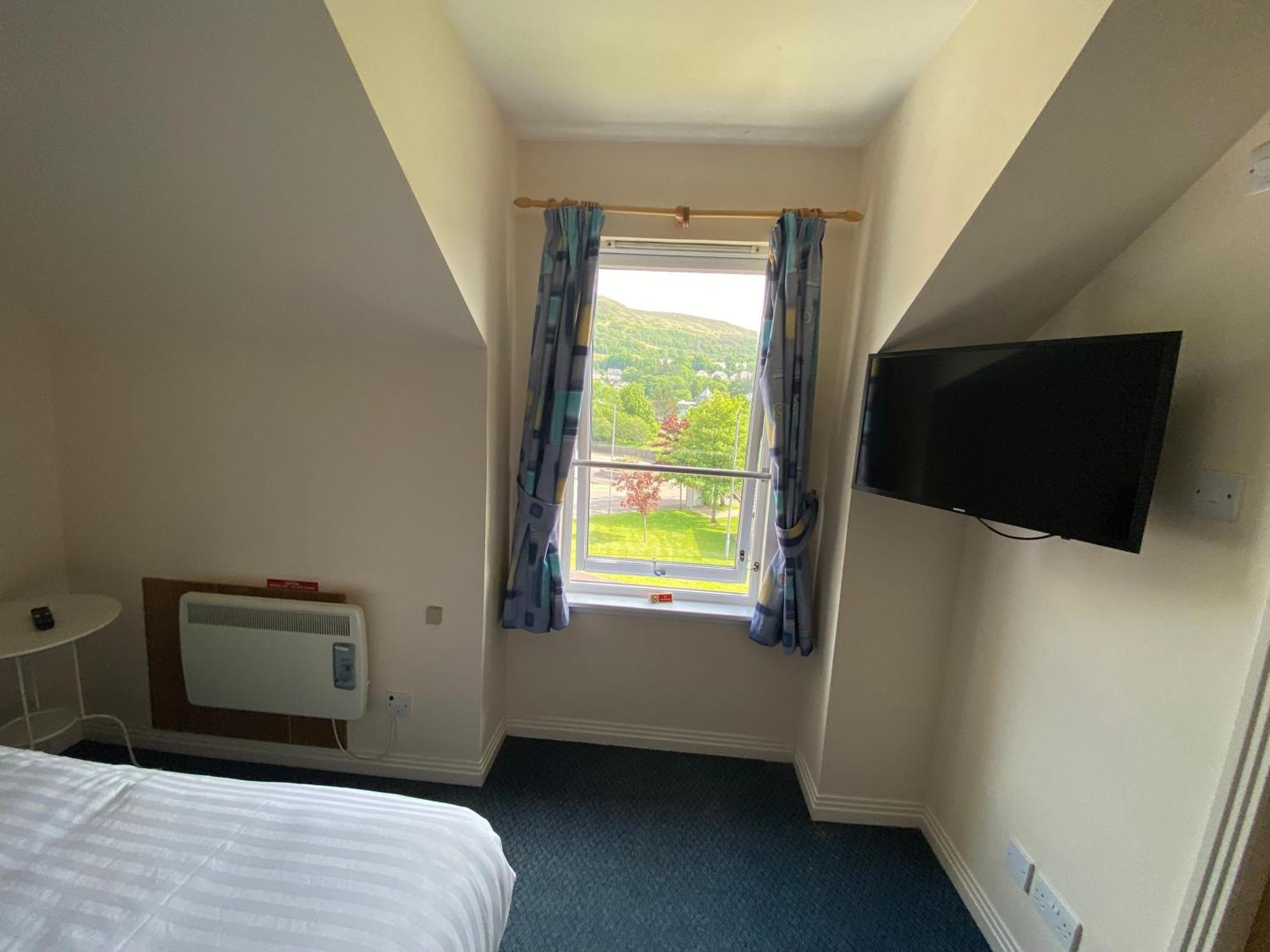 Waterfront Lodge - Accommodation Only Fort William Habitación foto
